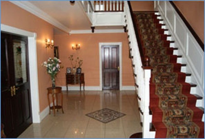 Tom & Eileen'S Farm Hotel คาสเซิลเมน ภายนอก รูปภาพ